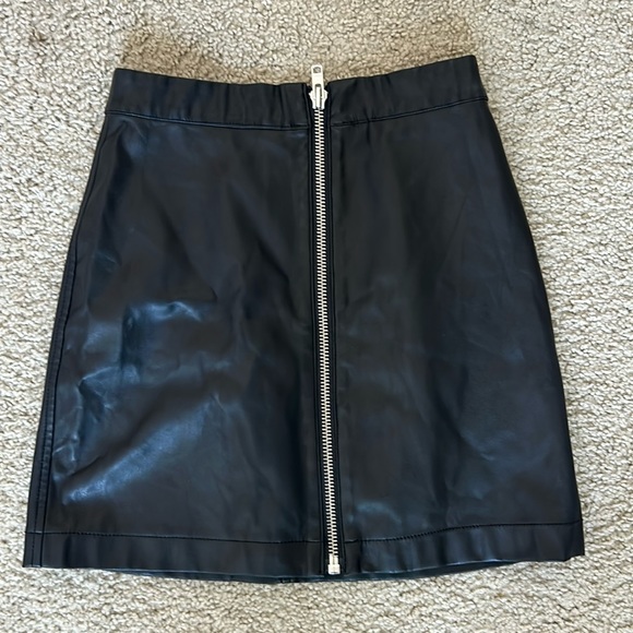 NBD Dresses & Skirts - NBD Black Zipper skirt